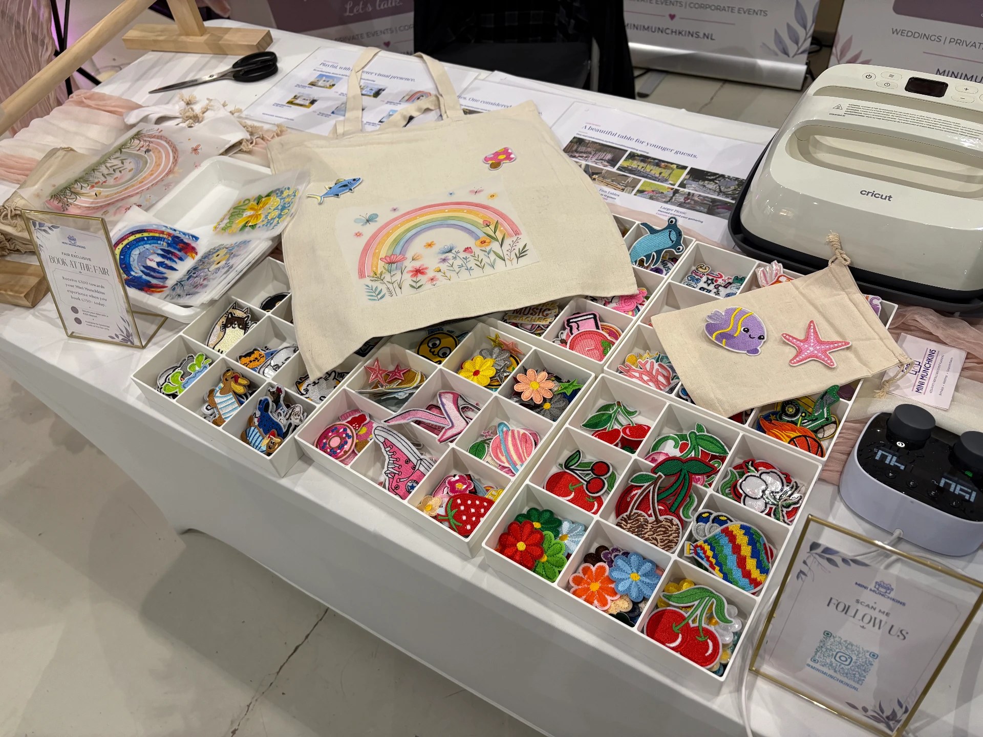 The Mini Munchkins Make It Yours Bar with patches, tote bags and the heat press