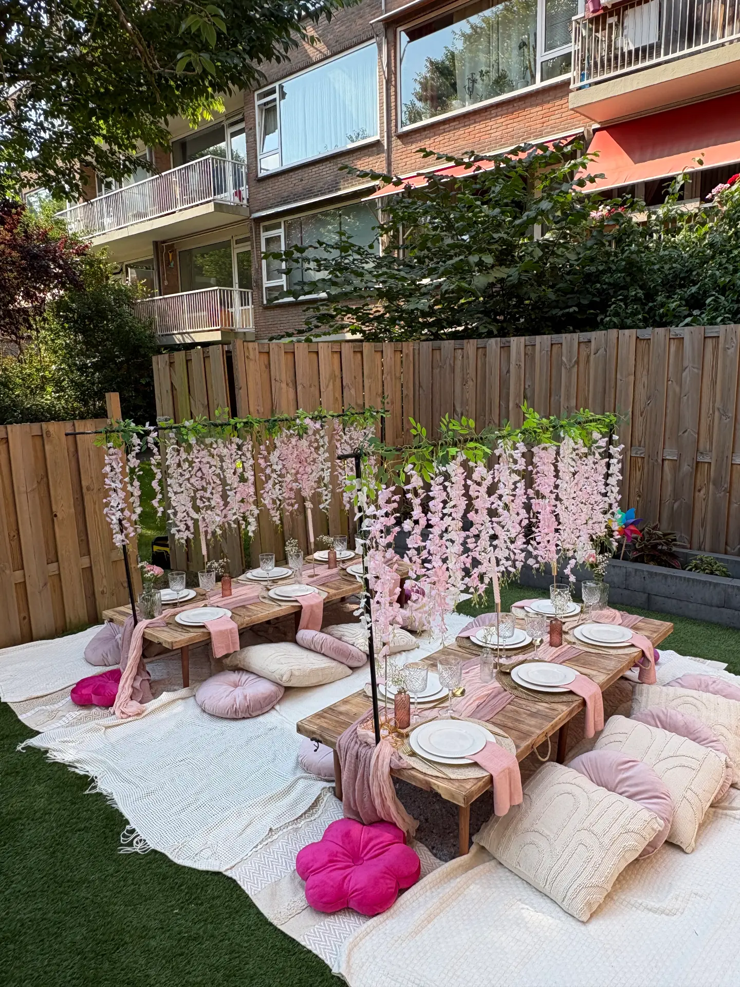 A real Mini Munchkins styled picnic celebration
