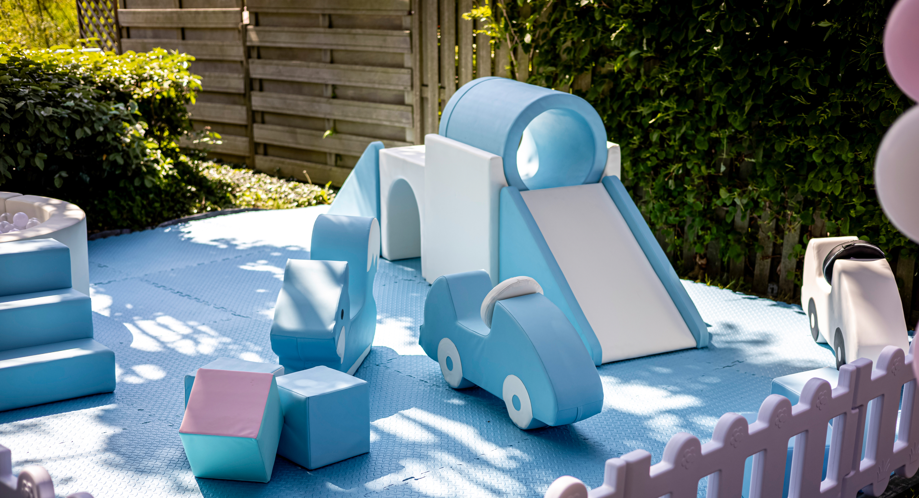 Blue & white soft play style by Mini Munchkins